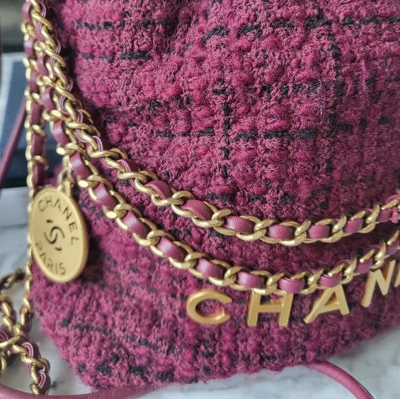 Chanel Mini 22 - Picture 5 of 16